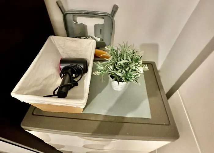 One Bedroom With Netflix At Greenbelt Makati *